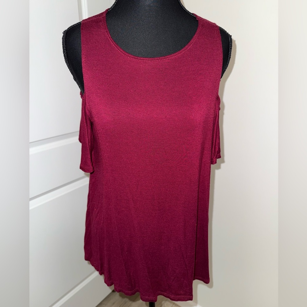 Maroon tee with Cut-out Shoulders